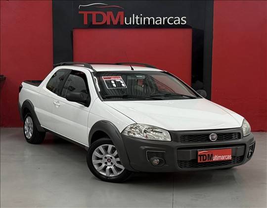 FIAT STRADA 1.4 MPI HARD WORKING CD 8V FLEX 3P MANUAL FIAT STRADA 1.4 MPI HARD WORKING CD 8V FLEX 3P MANUAL